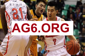 世体：新月近几小时对莱万表现出浓厚兴趣，但球员不打算离开巴萨